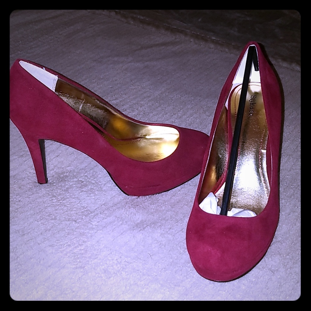 Style & Co. Heels